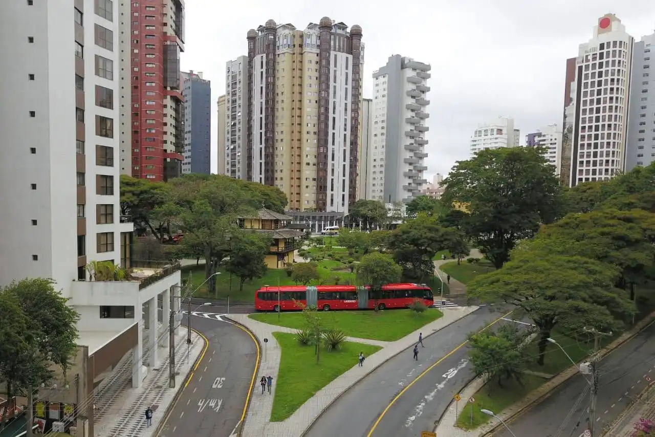 Vista do bairro Água Verde em Curitiba