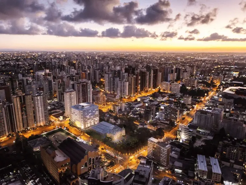 Área verde próxima ao Batel, Curitiba