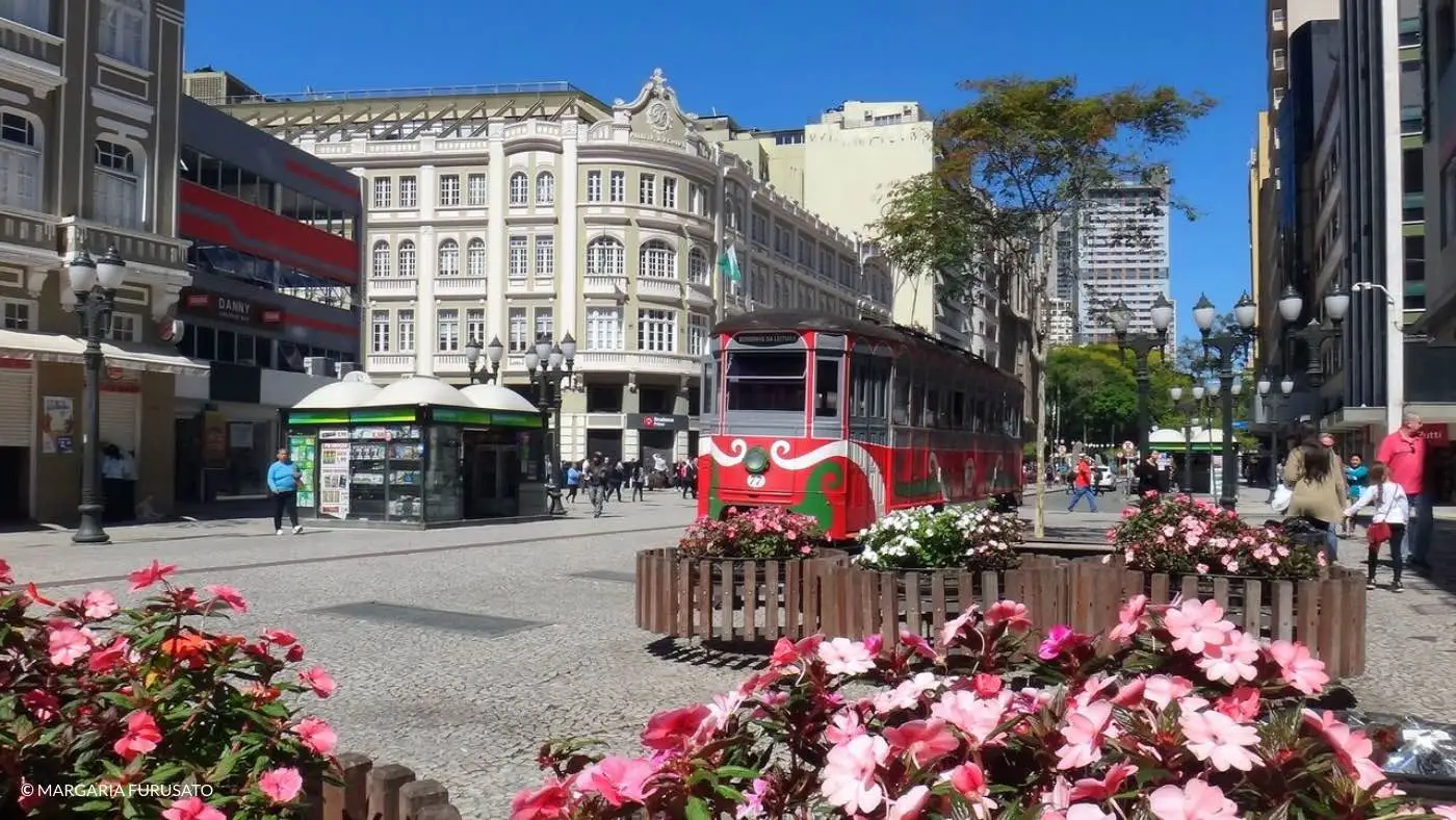 Dividir aluguel no Centro de Curitiba